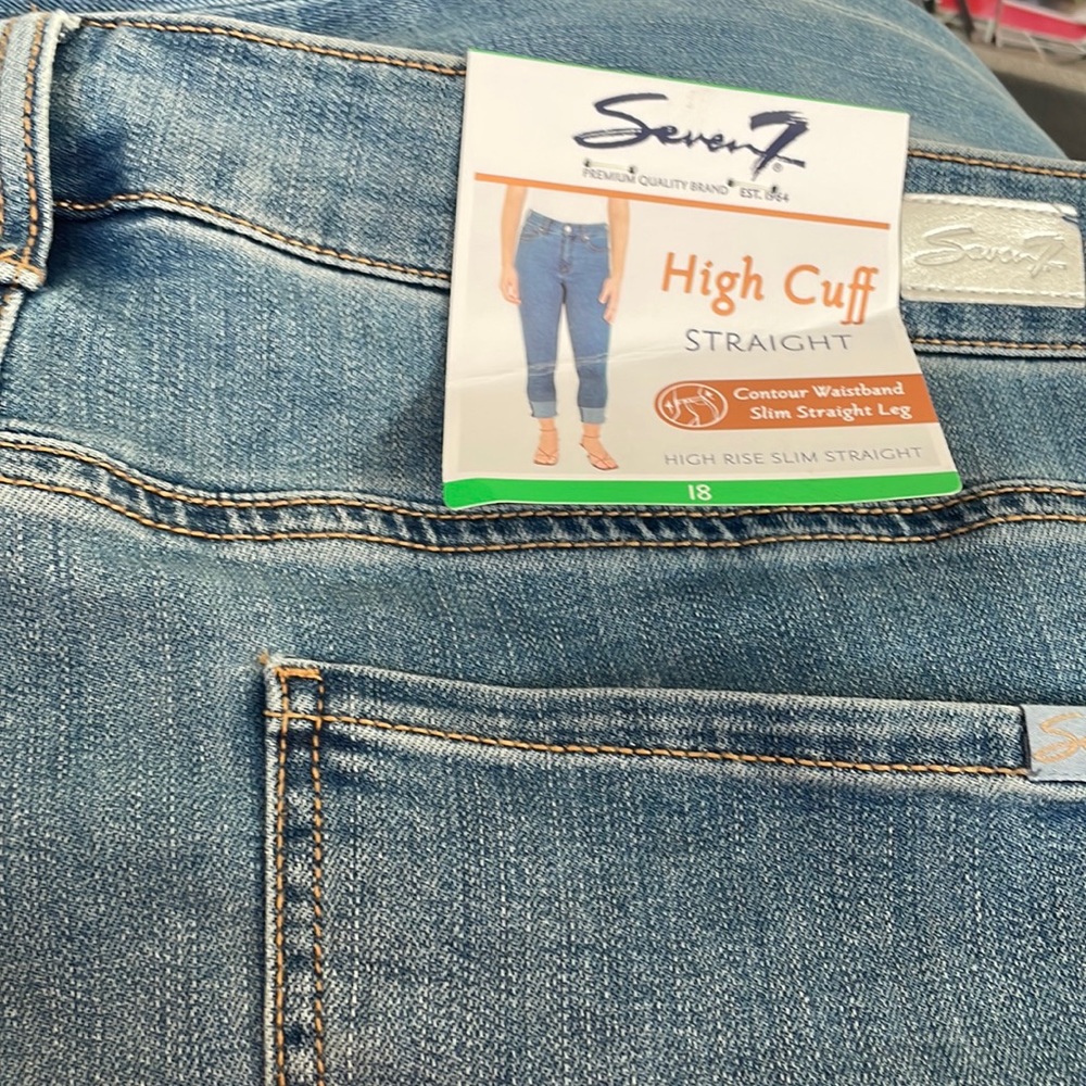 Seven7 high cuff slim straight leg jean w contour waistband size 18
